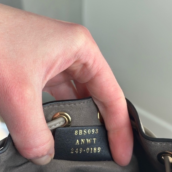 Fendi Mon Trésor leather bucket bag Dove Grey - Picture 8 of 12